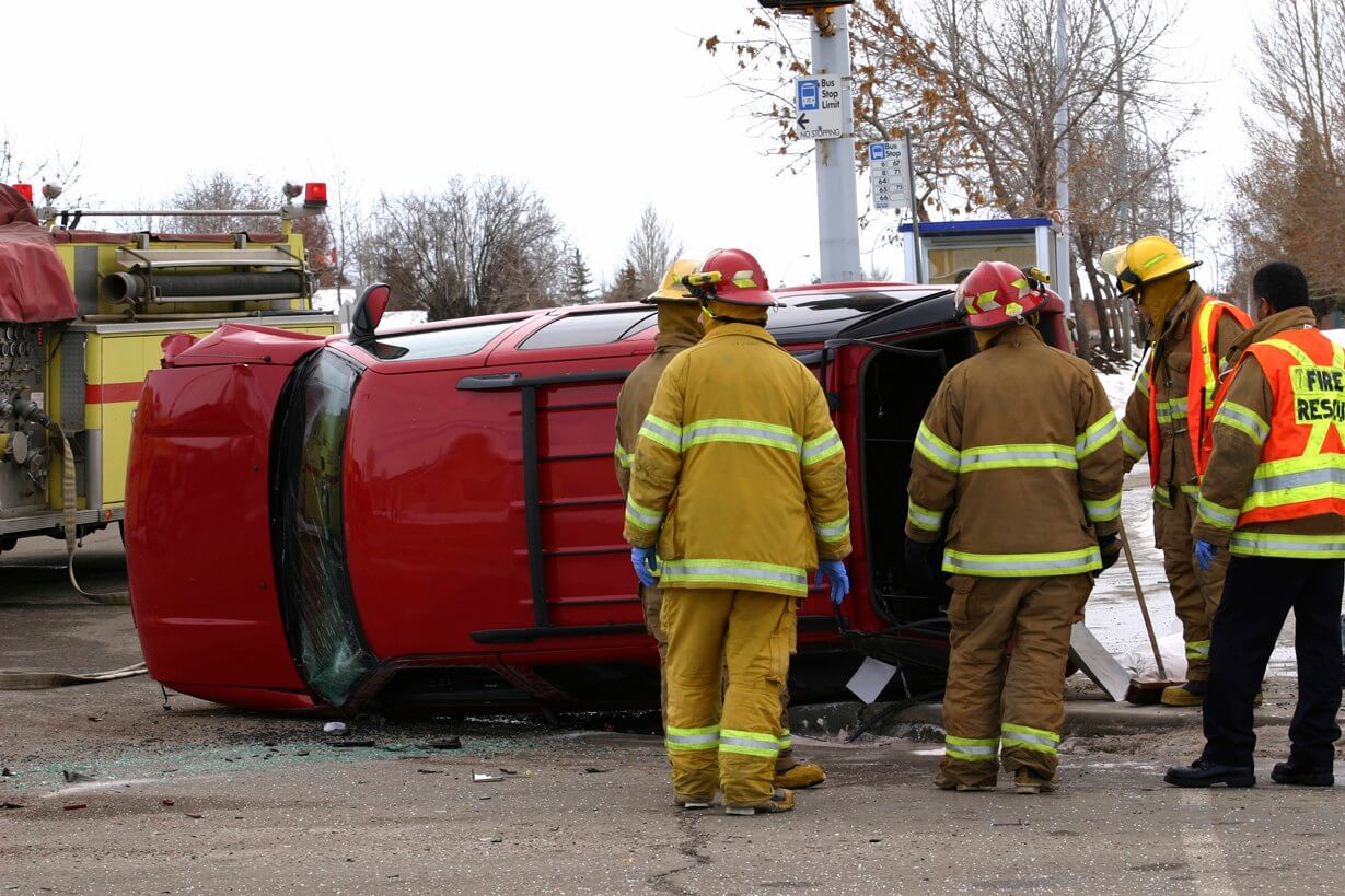 Drivers Ignored Stop Signs Causing Two Car Crashes Near Selma in Fresno County