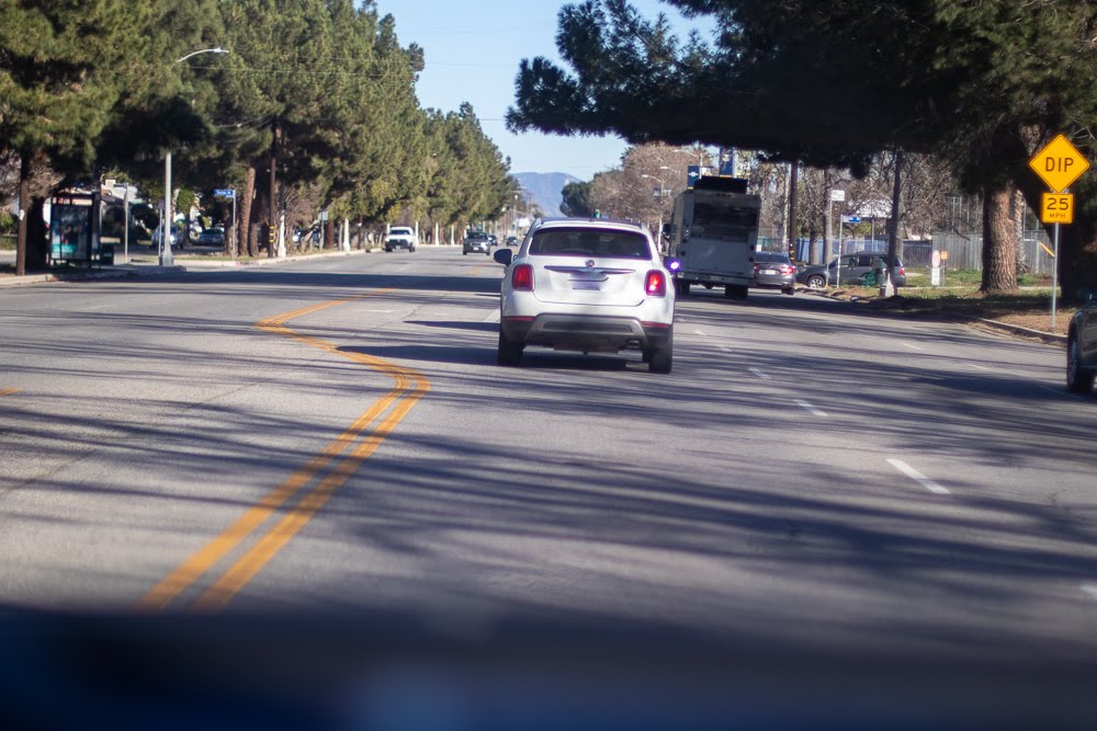 Bakersfield, CA – Car Crash on E Truxtun Ave Leaves One Injured