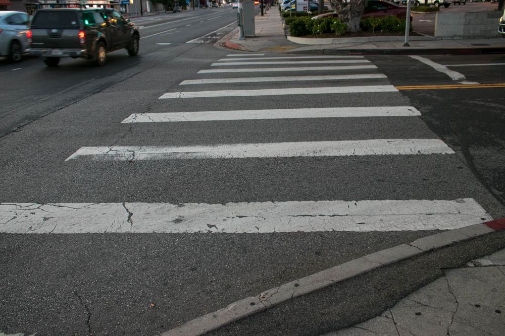 Bakersfield, CA – Pedestrian Struck by Vehicle on Hosking Ave