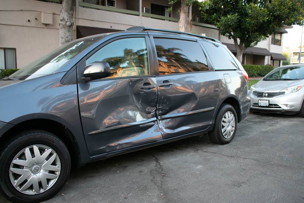Cartago, CA – Multi-Vehicle Crash on US-395 Results in Injuries