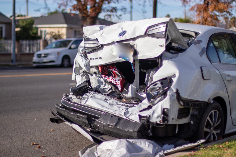 Fresno, CA – Car Crash with Injuries Reported on Cedar Ave