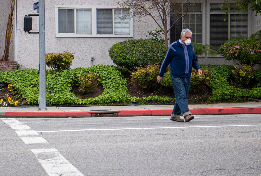 Bakersfield, CA – Pedestrian Fatally Injured in Hit & Run Crash on Brundage Ln near V Street