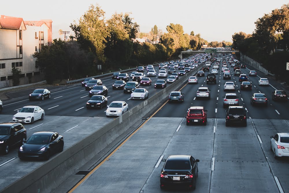 Bakersfield, CA – Fatal Hit & Run Takes One Life at Chester Ave & west Columbus St