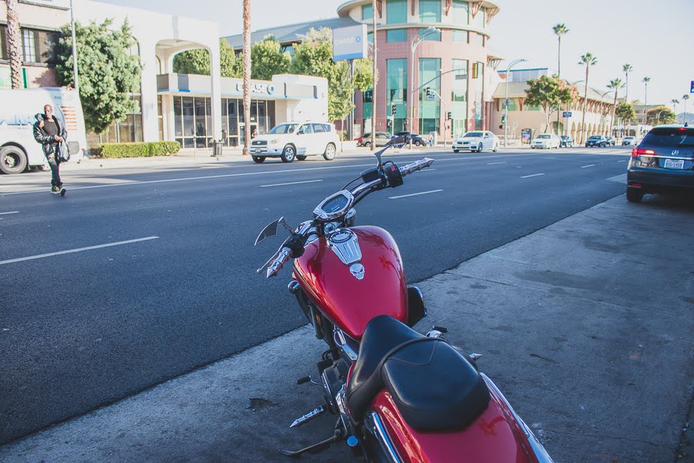 Stockton, CA – Motorcyclist Injured in Crash at Stonecrest St & W Lincoln Rd
