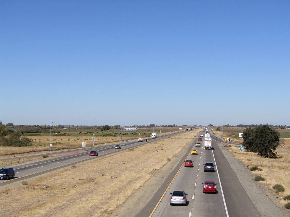 Stanislaus County, CA – One Killed, Several Others Injured after Head-On Wreck on Orange Blossom & Lancaster Rds