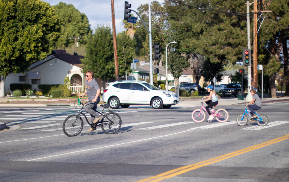 Stockton, CA – Teenager on Bicycle Struck by Car on Round Valley Cr