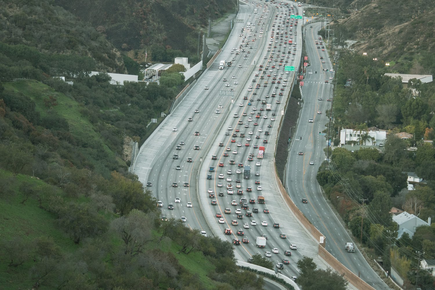 Friant, CA – Car Wreck Takes One Life on Hwy 41