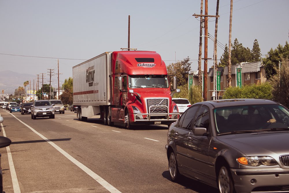 Bakersfield, CA – One Critically Injured in Tractor-Trailer Crash on Hwy 58
