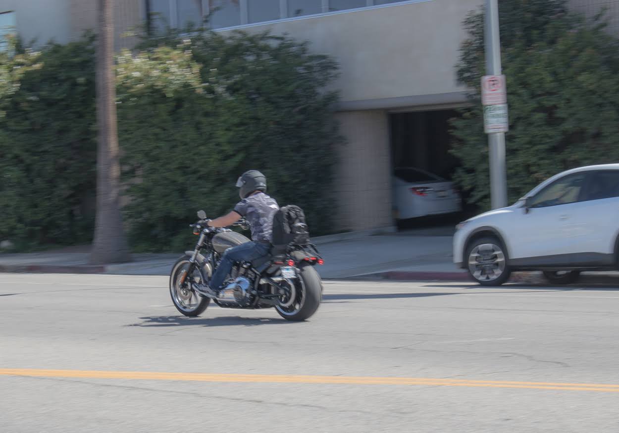 Bakersfield, CA – Fatal Motorcycle Crash on Chester Ave near 2nd St