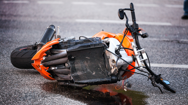 San Francisco, CA – CHP arrests 2 after SF freeway crash that killed a motorcyclist