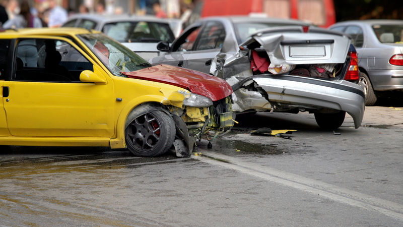 Los Alamitos, CA – Los Alamitos crash kills man, dog, injures three: Police